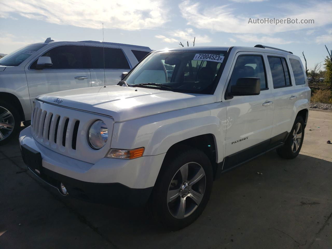 2016 Jeep Patriot Latitude White vin: 1C4NJPFA5GD684347