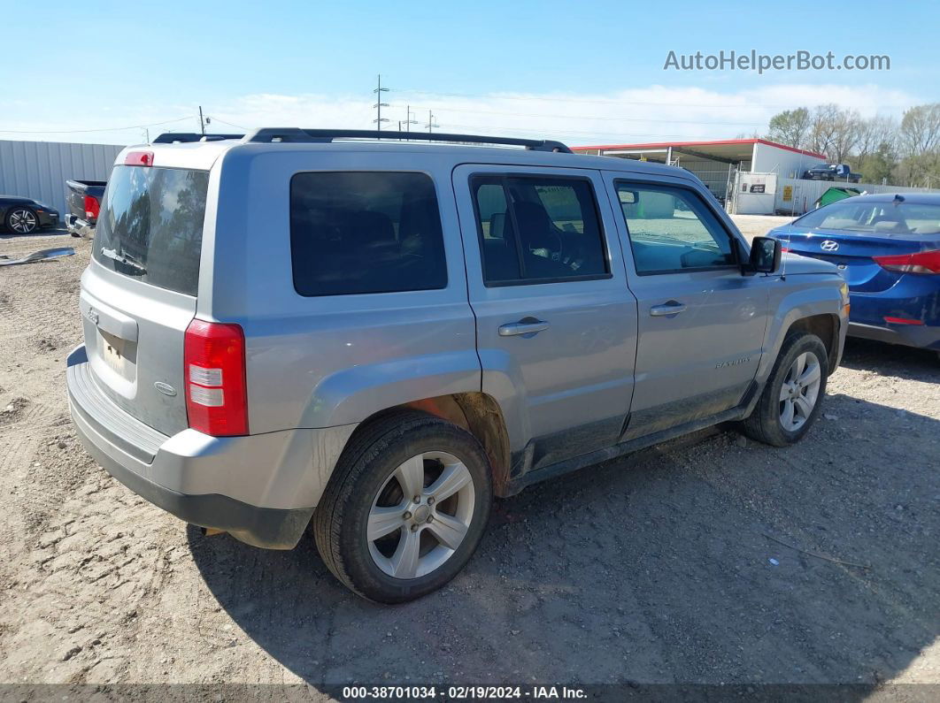 2016 Jeep Patriot Latitude Silver vin: 1C4NJPFA6GD811431