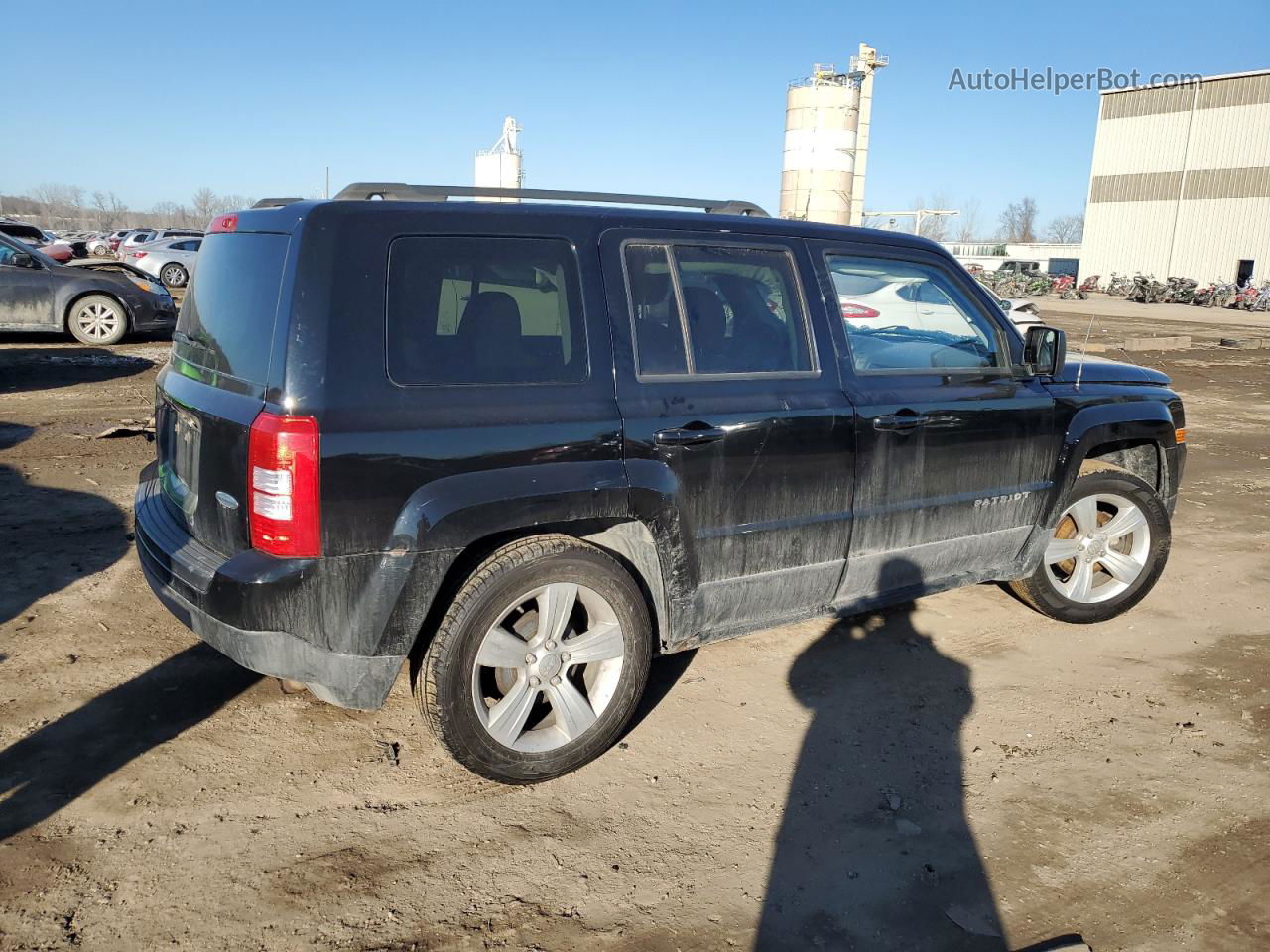 2012 Jeep Patriot Latitude Black vin: 1C4NJPFA7CD706665