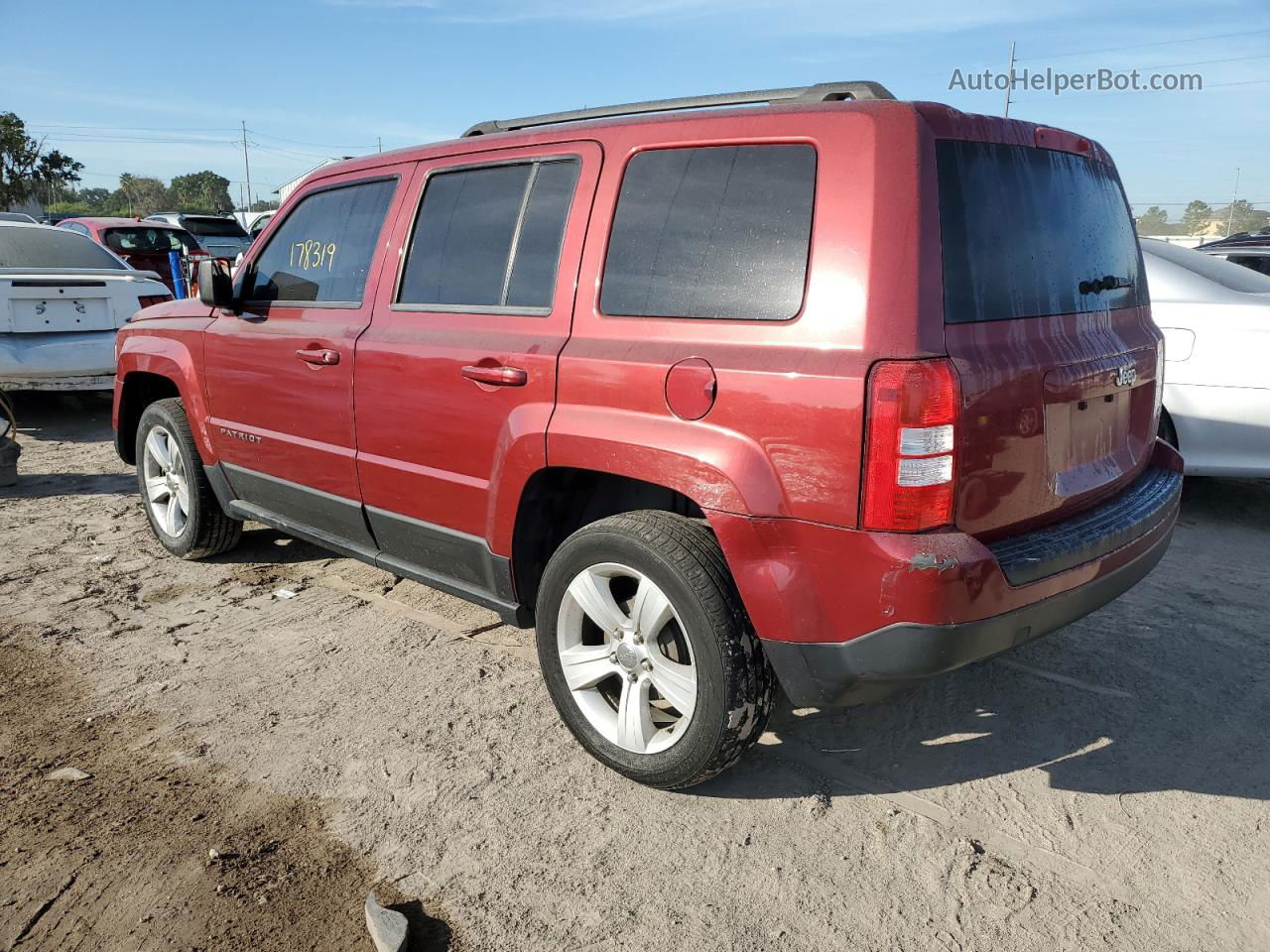 2012 Jeep Patriot Latitude Красный vin: 1C4NJPFA8CD622760