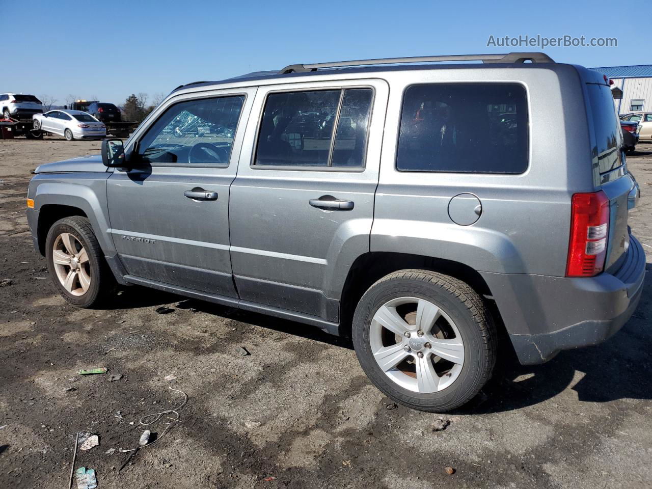 2014 Jeep Patriot Latitude Gray vin: 1C4NJPFA8ED624771