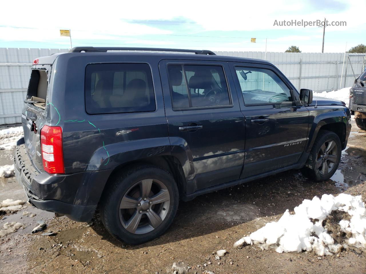 2014 Jeep Patriot Latitude Charcoal vin: 1C4NJPFAXED819397