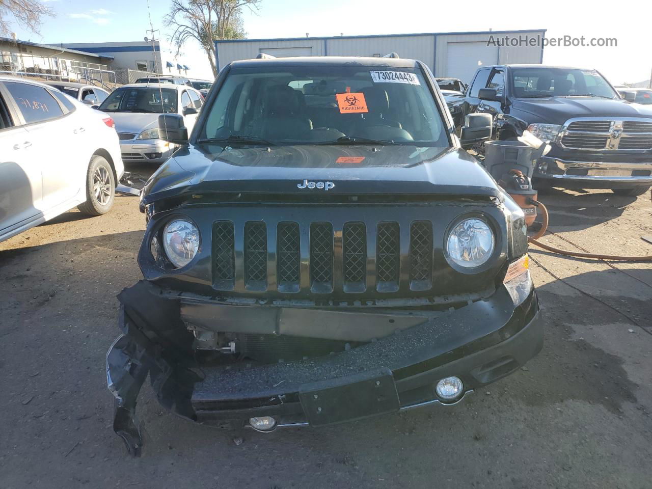 2016 Jeep Patriot Latitude Черный vin: 1C4NJPFAXGD727418