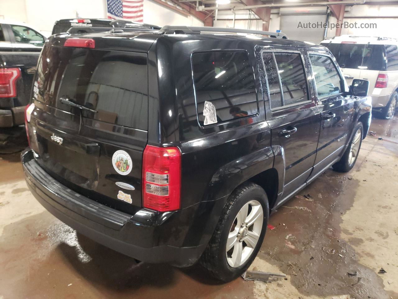 2016 Jeep Patriot Latitude Black vin: 1C4NJPFB0GD562942