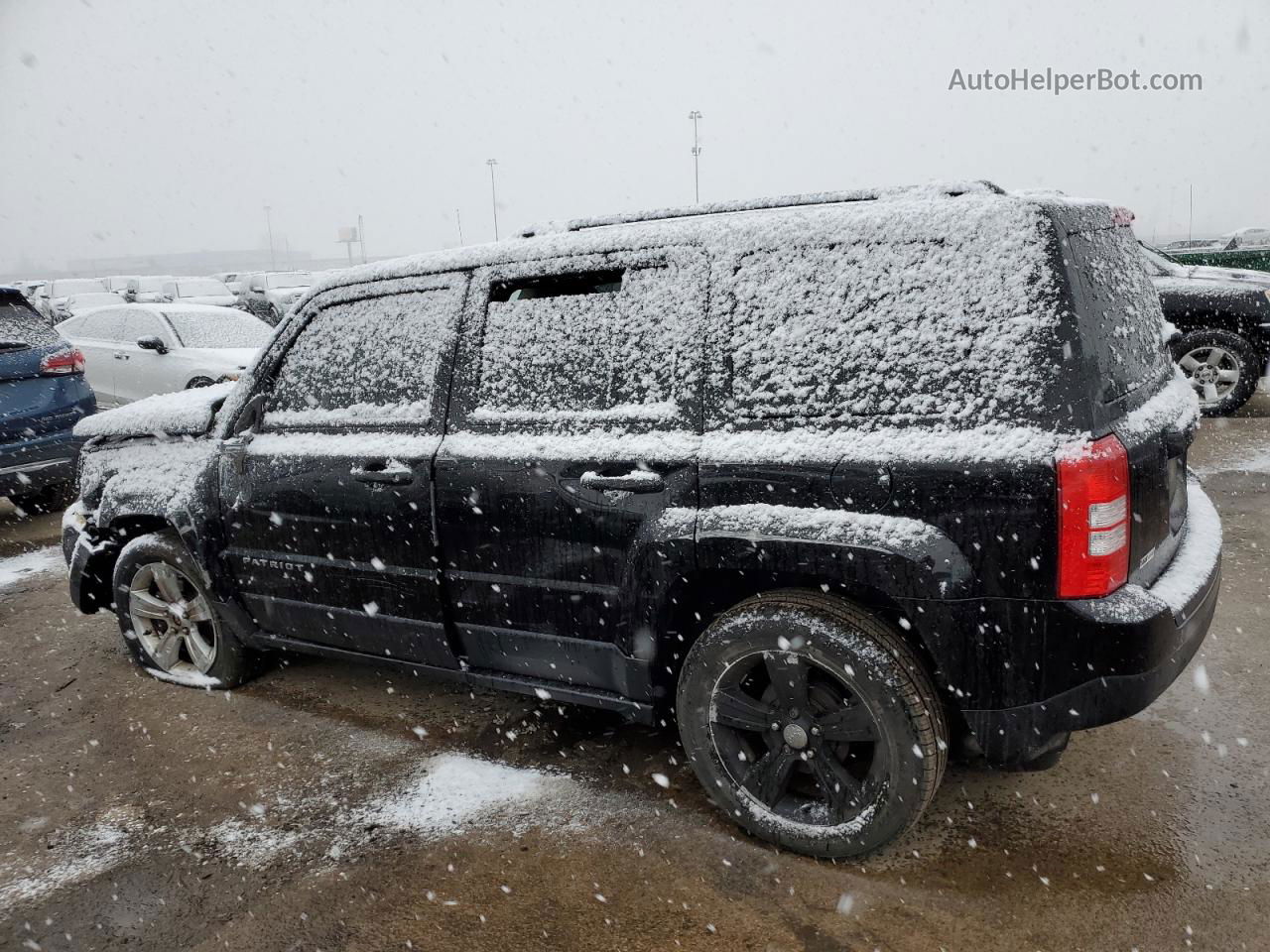 2014 Jeep Patriot Latitude Black vin: 1C4NJPFB1ED785679