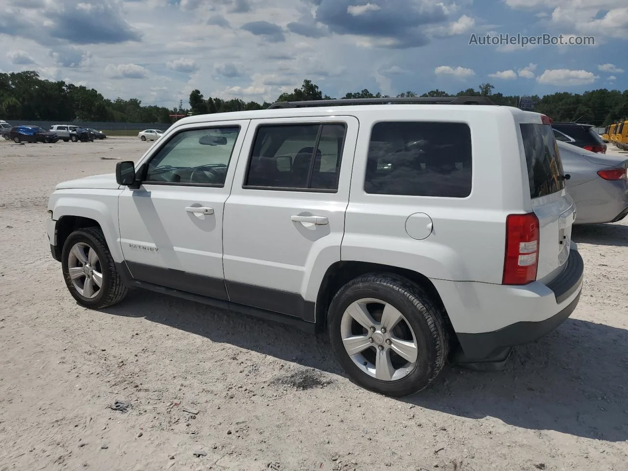 2016 Jeep Patriot Latitude Белый vin: 1C4NJPFB1GD585436