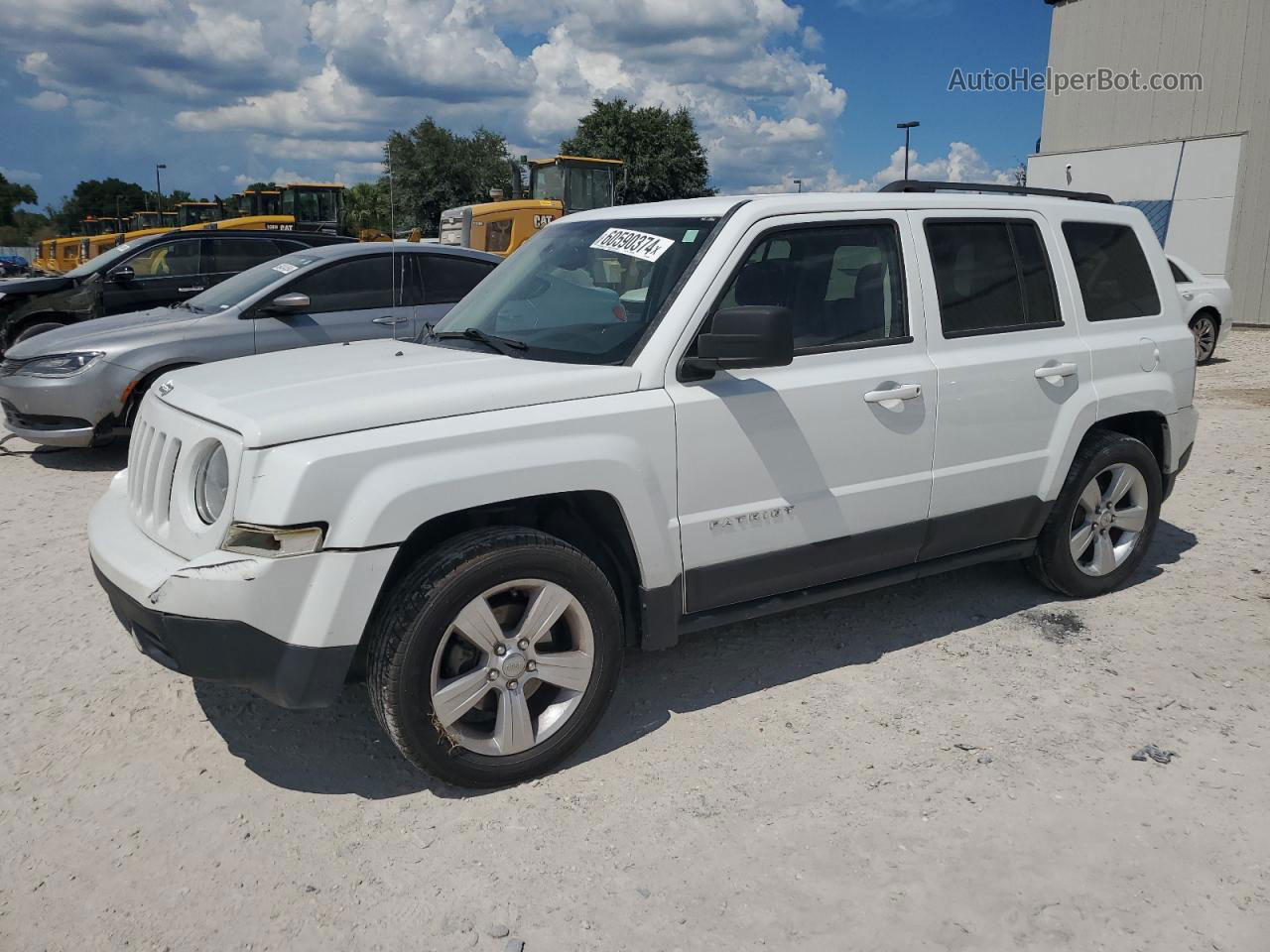 2016 Jeep Patriot Latitude Белый vin: 1C4NJPFB1GD585436