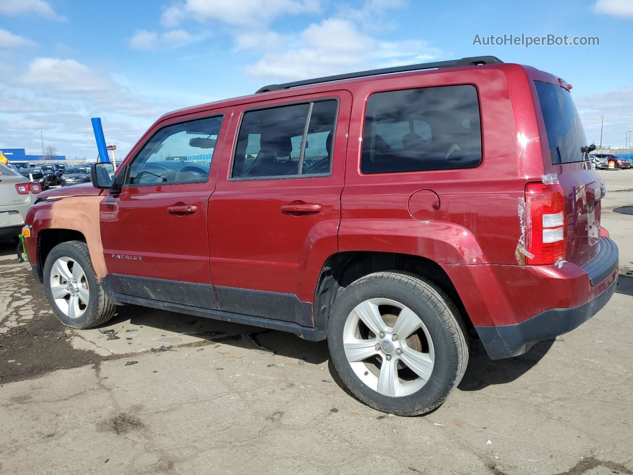 2016 Jeep Patriot Latitude Red vin: 1C4NJPFB8GD749443