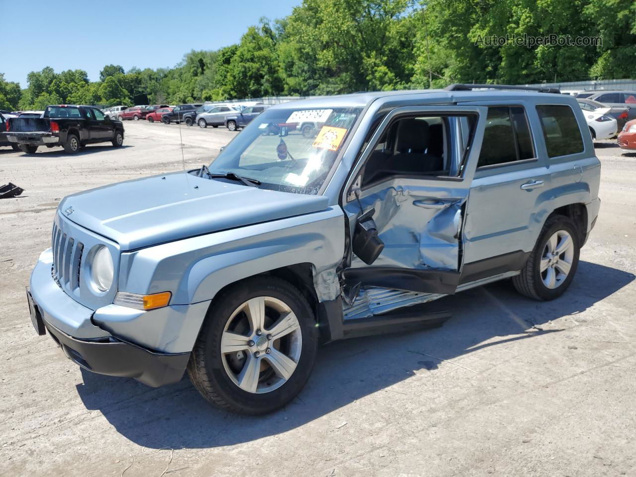 2014 Jeep Patriot Latitude Blue vin: 1C4NJPFB9ED560183