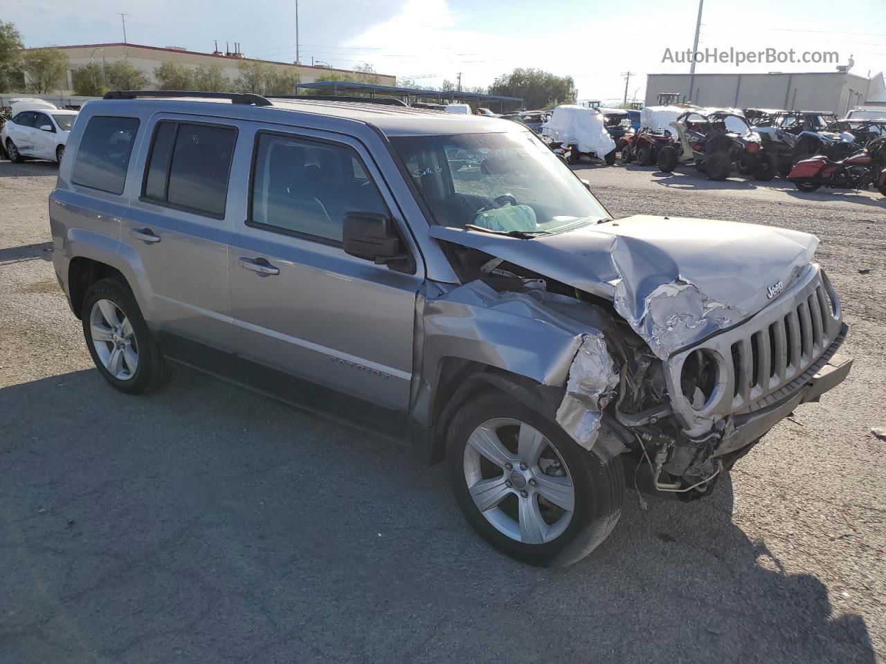 2016 Jeep Patriot Latitude Gray vin: 1C4NJPFB9GD648413