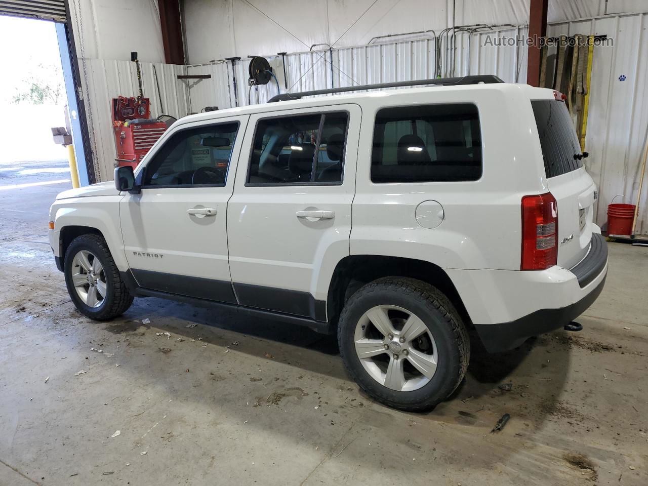 2014 Jeep Patriot Sport White vin: 1C4NJRBB6ED616503