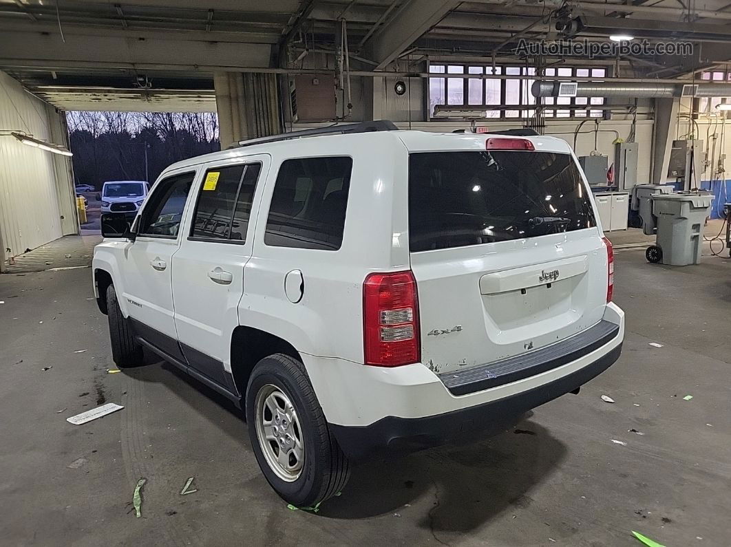 2016 Jeep Patriot Sport Unknown vin: 1C4NJRBB9GD608639