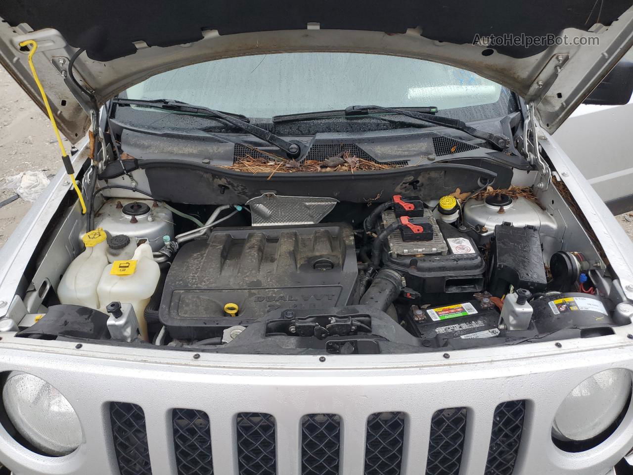 2014 Jeep Patriot Limited Серебряный vin: 1C4NJRCB3ED569848