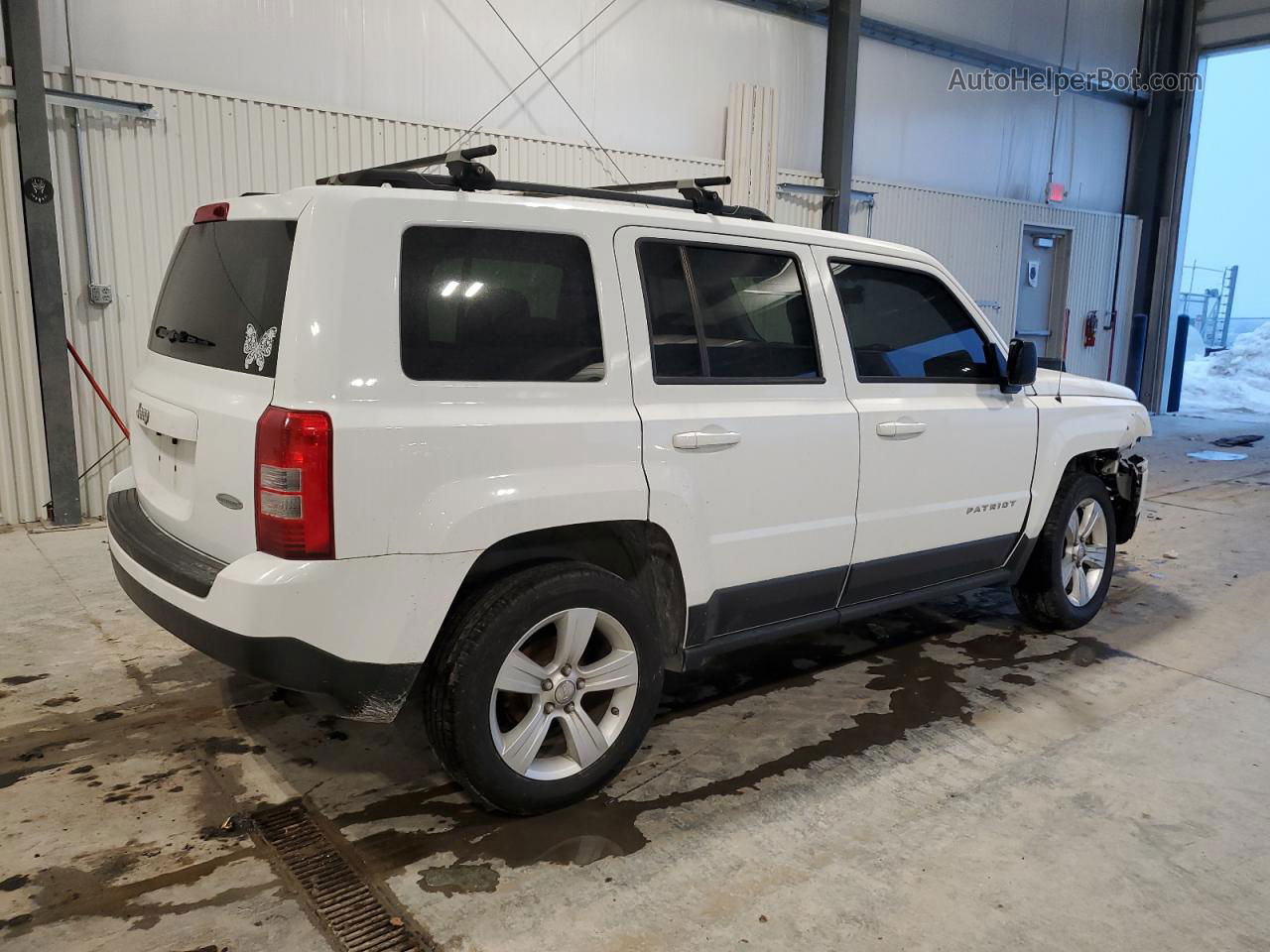 2012 Jeep Patriot Latitude White vin: 1C4NJRFB0CD633532