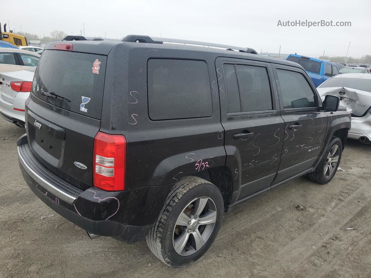 2016 Jeep Patriot Latitude Черный vin: 1C4NJRFB0GD501506