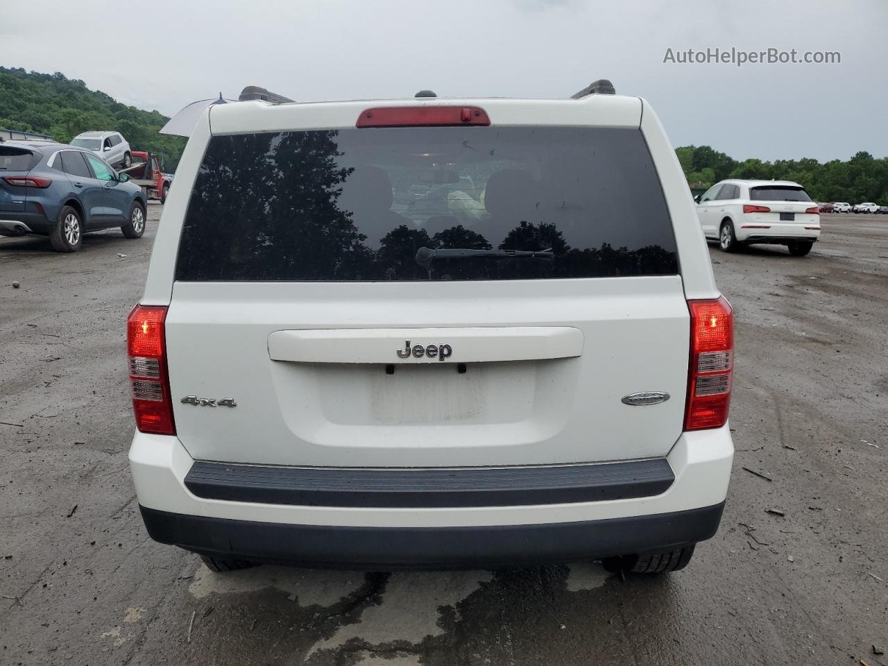 2016 Jeep Patriot Latitude Белый vin: 1C4NJRFB0GD618826