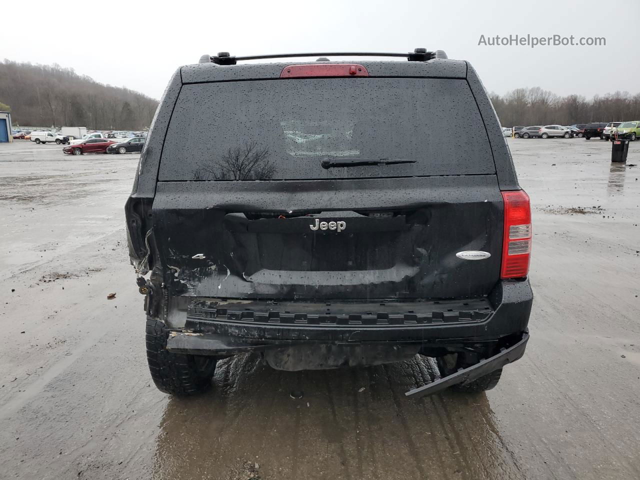 2014 Jeep Patriot Latitude Black vin: 1C4NJRFB1ED659219