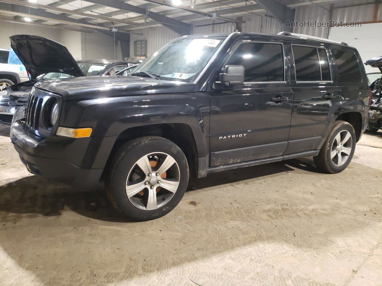 2016 Jeep Patriot Latitude Black vin: 1C4NJRFB1GD534501