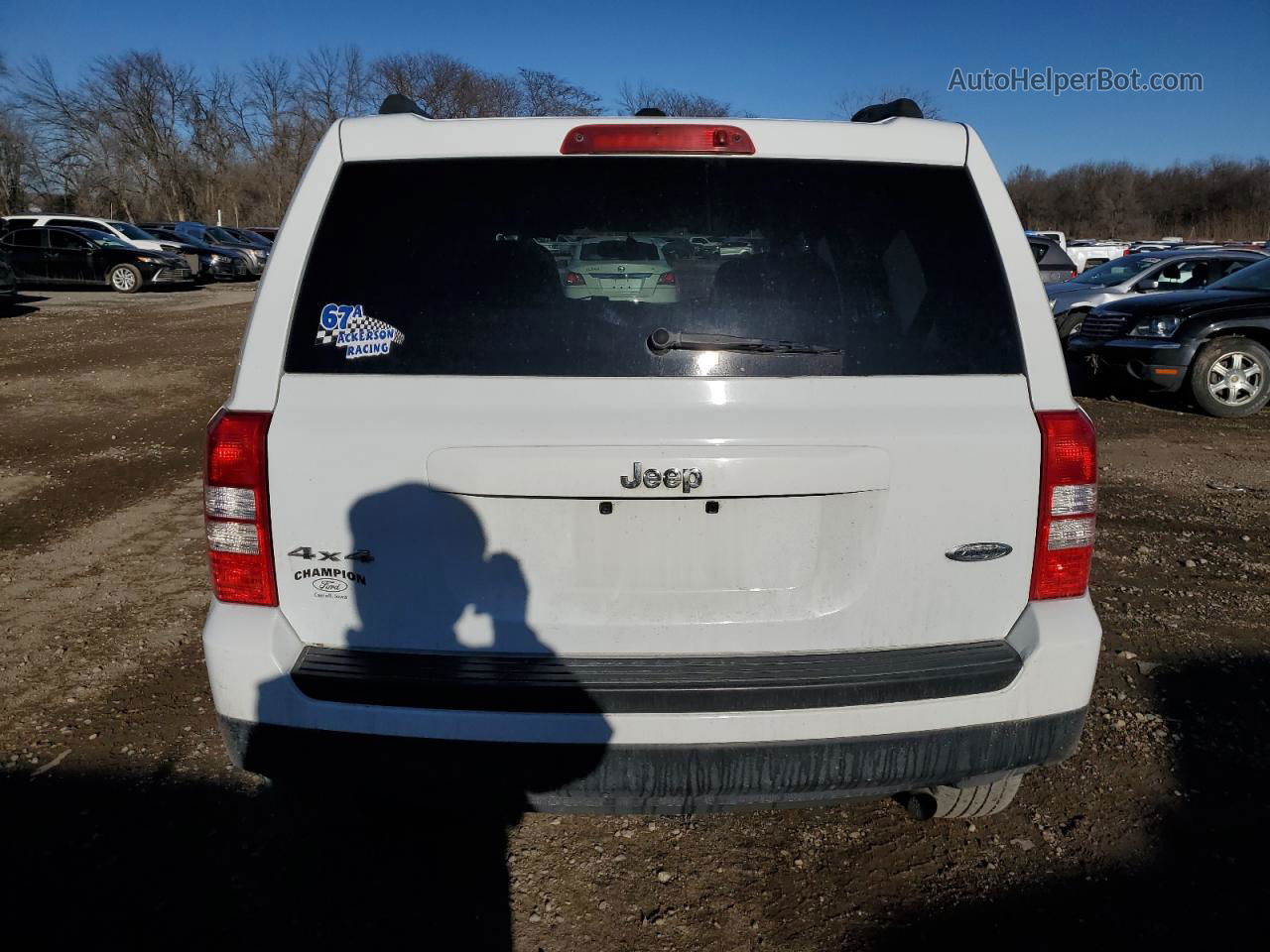 2016 Jeep Patriot Latitude Белый vin: 1C4NJRFB2GD618312