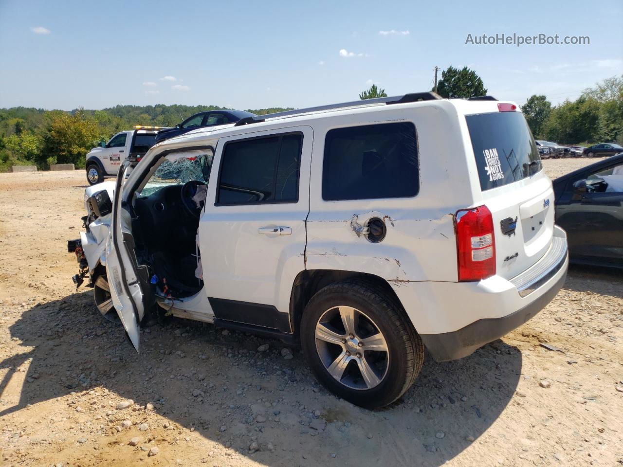 2016 Jeep Patriot Latitude Белый vin: 1C4NJRFB2GD725232