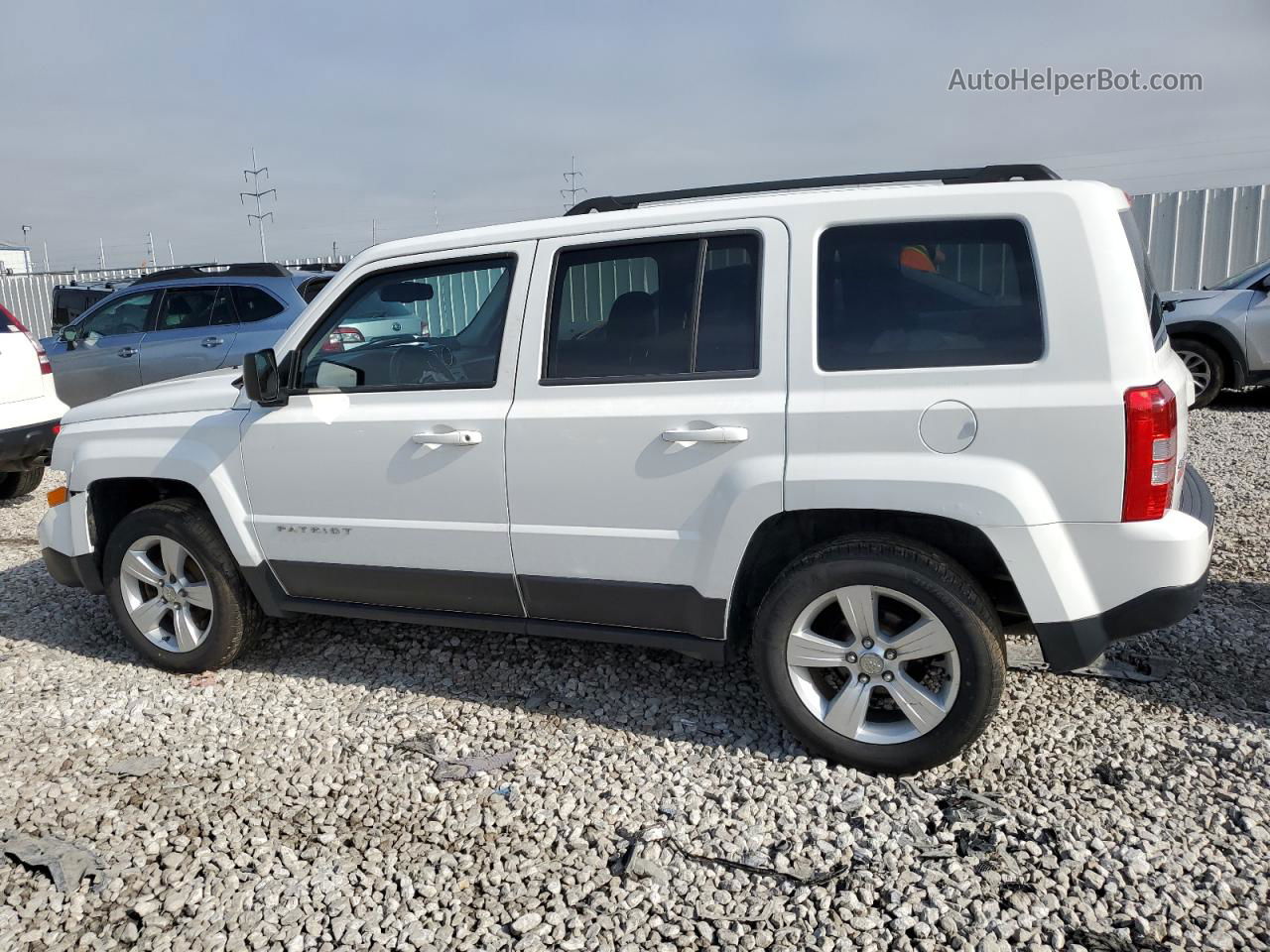 2014 Jeep Patriot Latitude White vin: 1C4NJRFB3ED546971