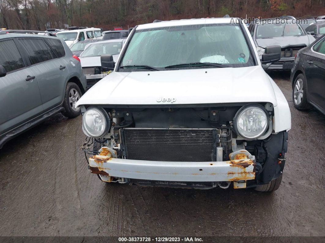 2016 Jeep Patriot Latitude White vin: 1C4NJRFB3GD722825