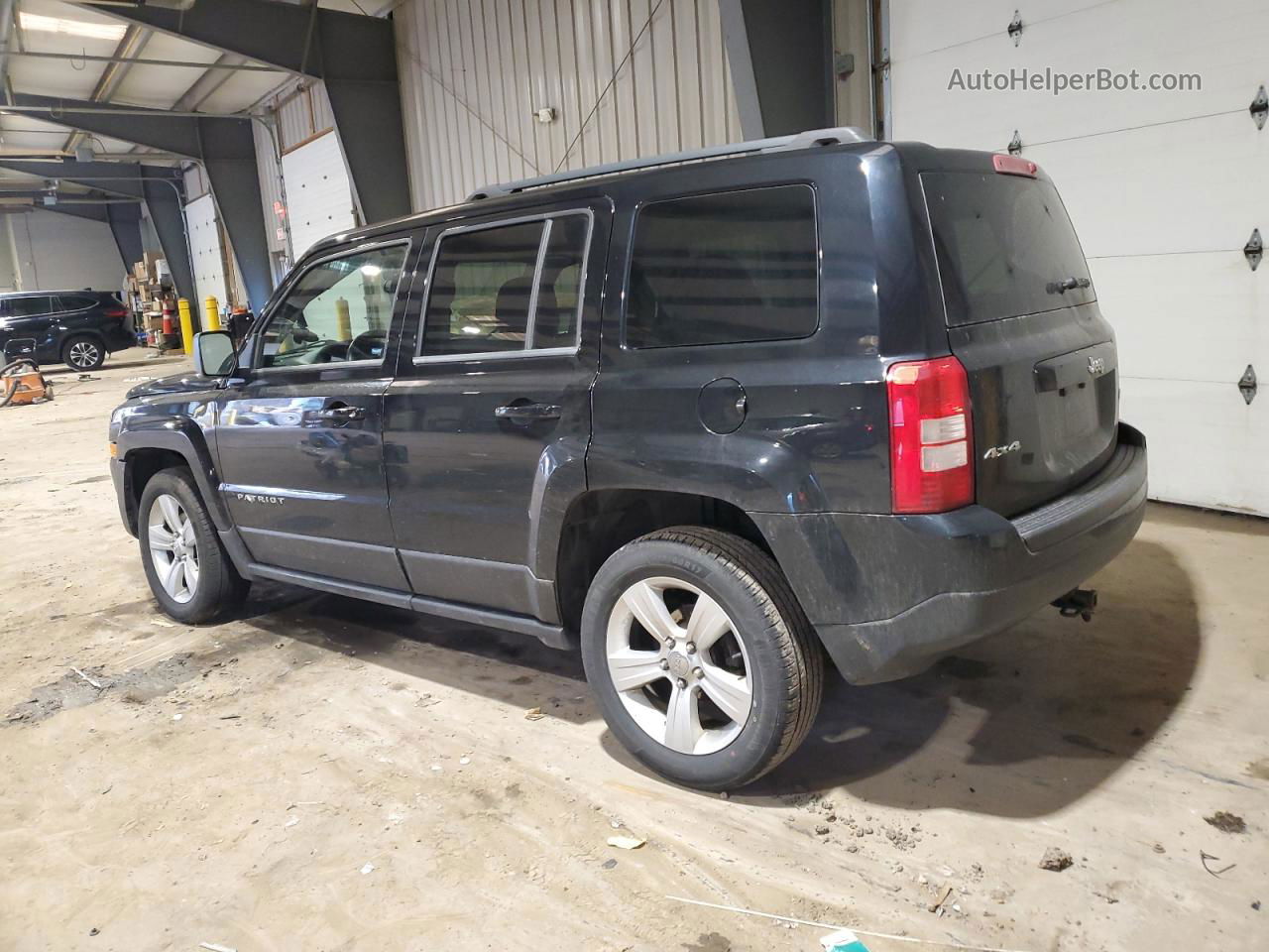 2014 Jeep Patriot Latitude Черный vin: 1C4NJRFB4ED562273