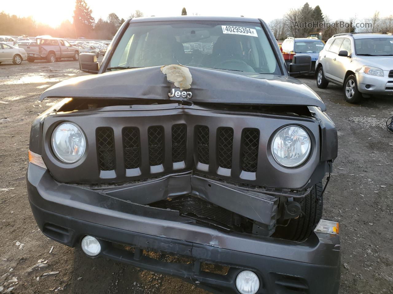 2016 Jeep Patriot Latitude Gray vin: 1C4NJRFB4GD608512