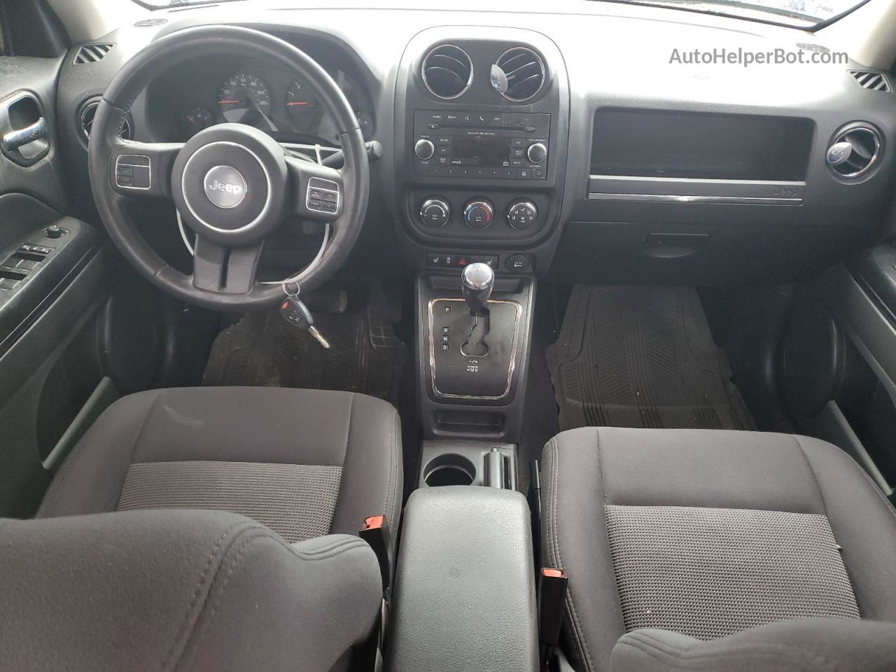 2012 Jeep Patriot Latitude Белый vin: 1C4NJRFB5CD588961