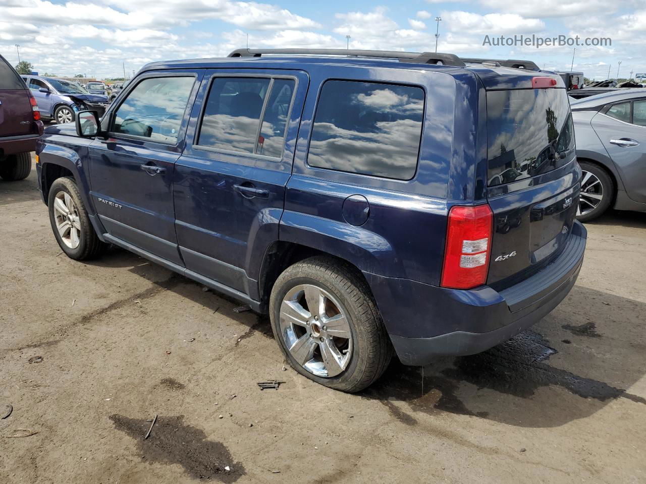 2014 Jeep Patriot Latitude Синий vin: 1C4NJRFB5ED716831