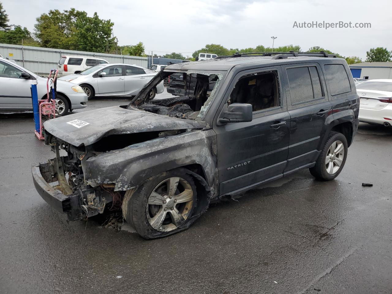 2014 Jeep Patriot Latitude Черный vin: 1C4NJRFB5ED742555