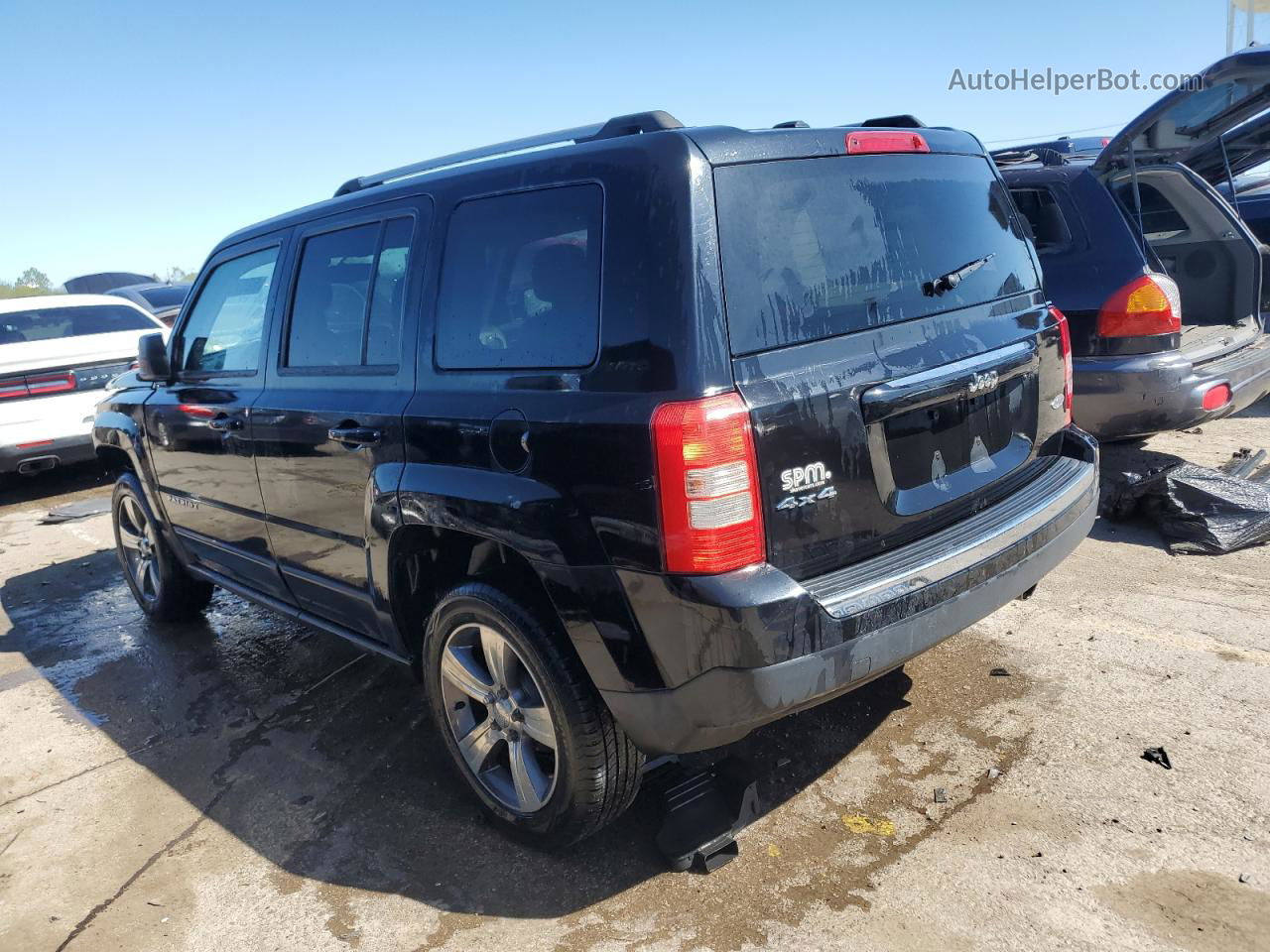 2016 Jeep Patriot Latitude Черный vin: 1C4NJRFB5GD501145