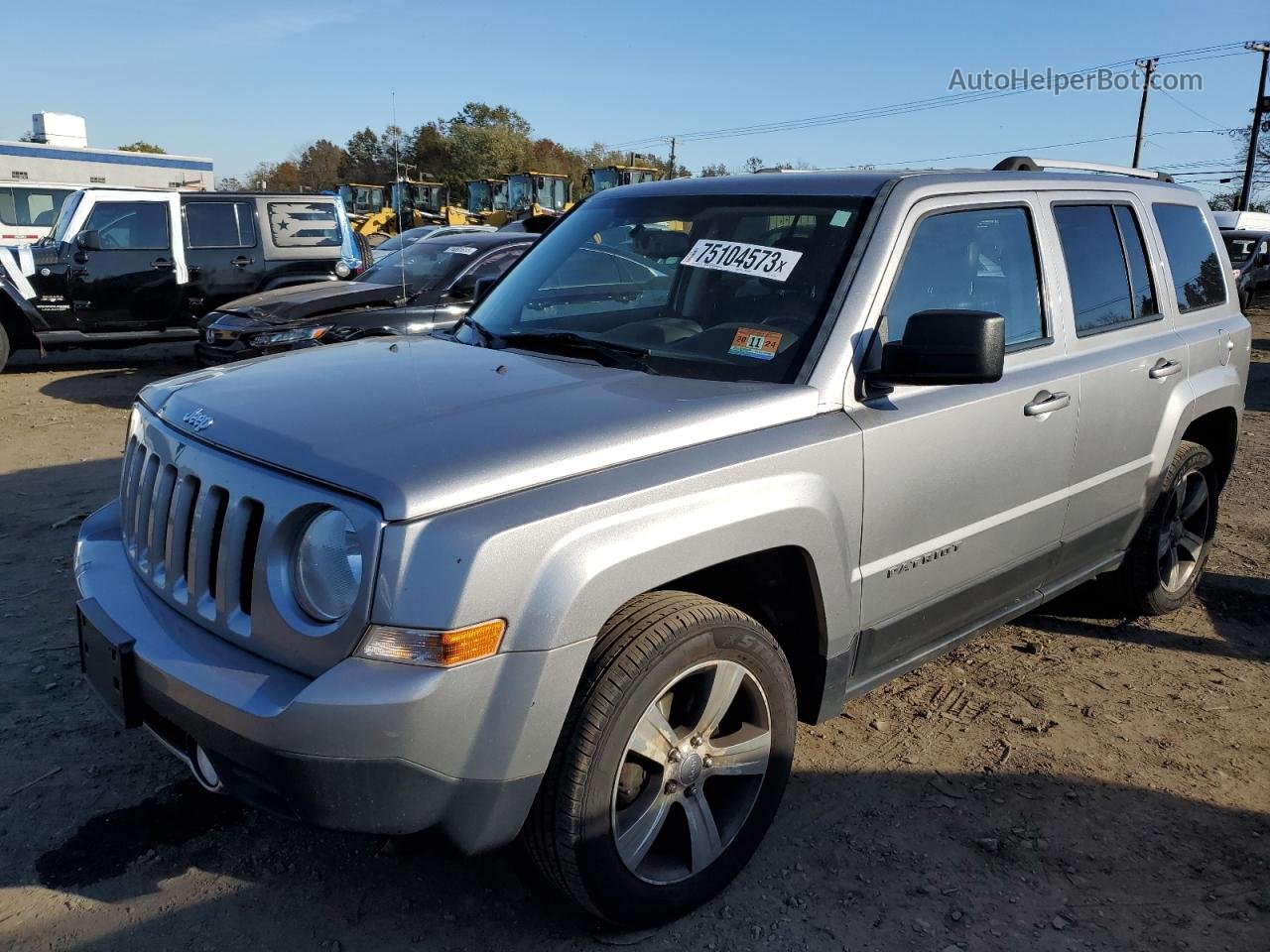 2016 Jeep Patriot Latitude Серебряный vin: 1C4NJRFB5GD534355