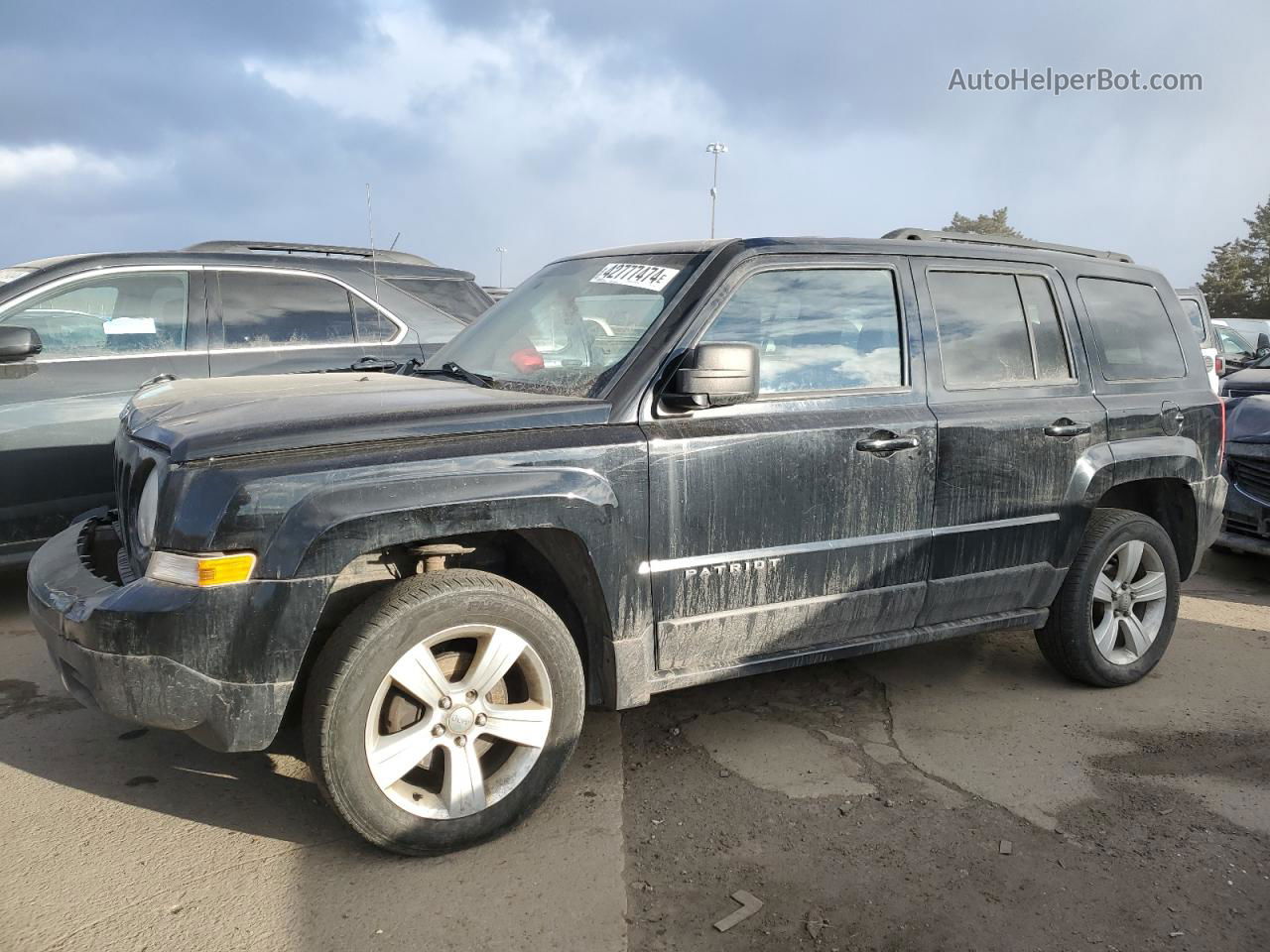 2014 Jeep Patriot Latitude Black vin: 1C4NJRFB6ED510594