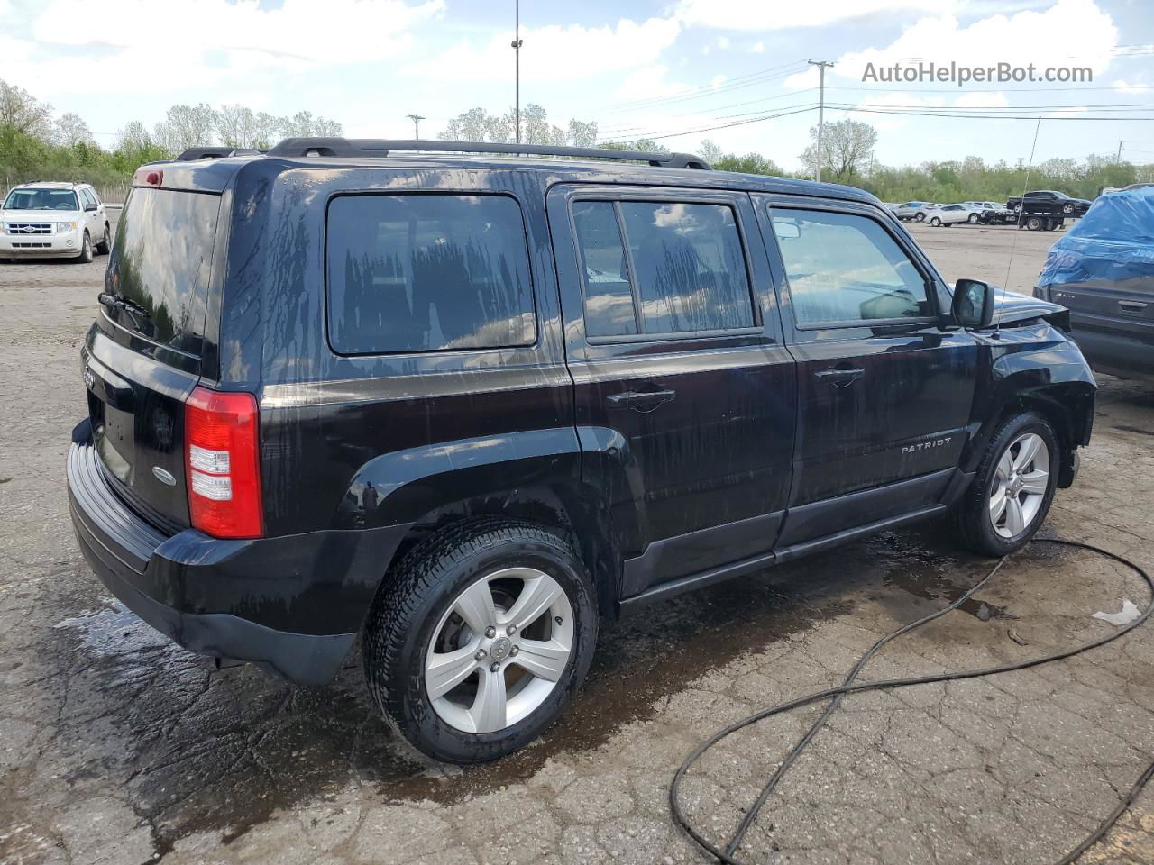 2014 Jeep Patriot Latitude Black vin: 1C4NJRFB6ED910395