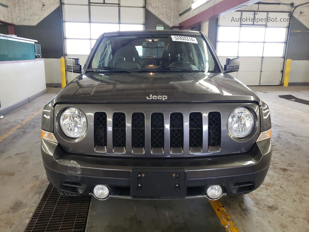 2016 Jeep Patriot Latitude Gray vin: 1C4NJRFB6GD523400