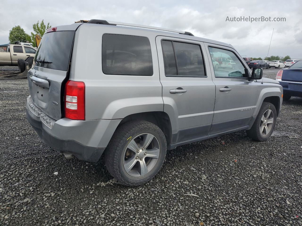 2016 Jeep Patriot Latitude Silver vin: 1C4NJRFB6GD696981