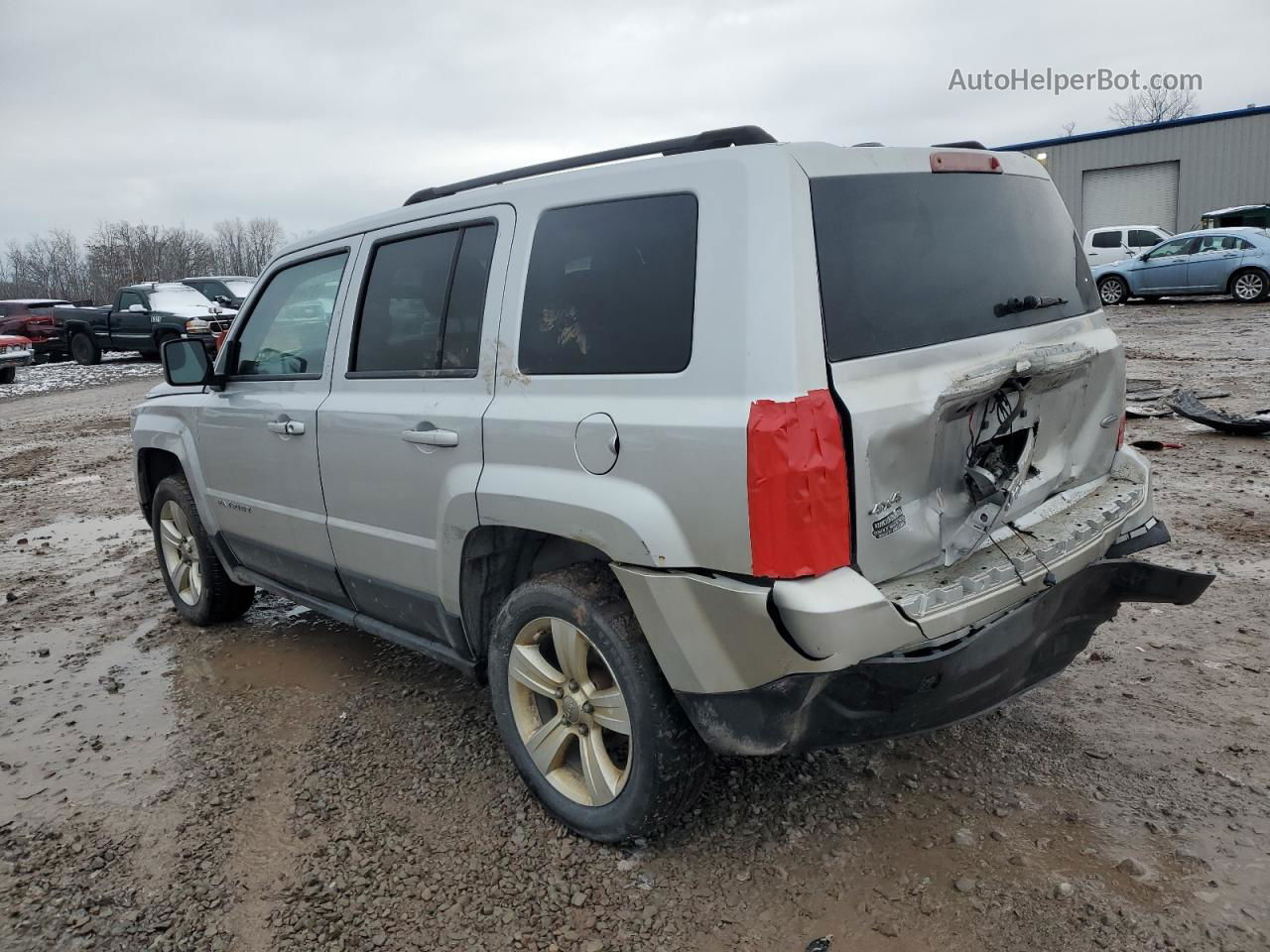 2012 Jeep Patriot Latitude Серебряный vin: 1C4NJRFB7CD683439