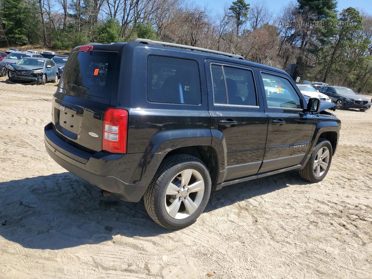 2014 Jeep Patriot Latitude Black vin: 1C4NJRFB7ED646622