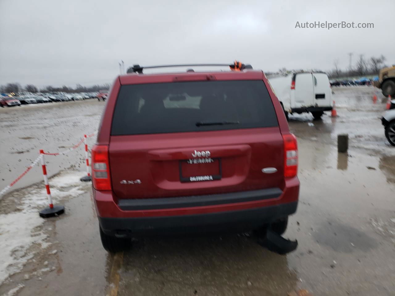 2014 Jeep Patriot Latitude Red vin: 1C4NJRFB7ED658785