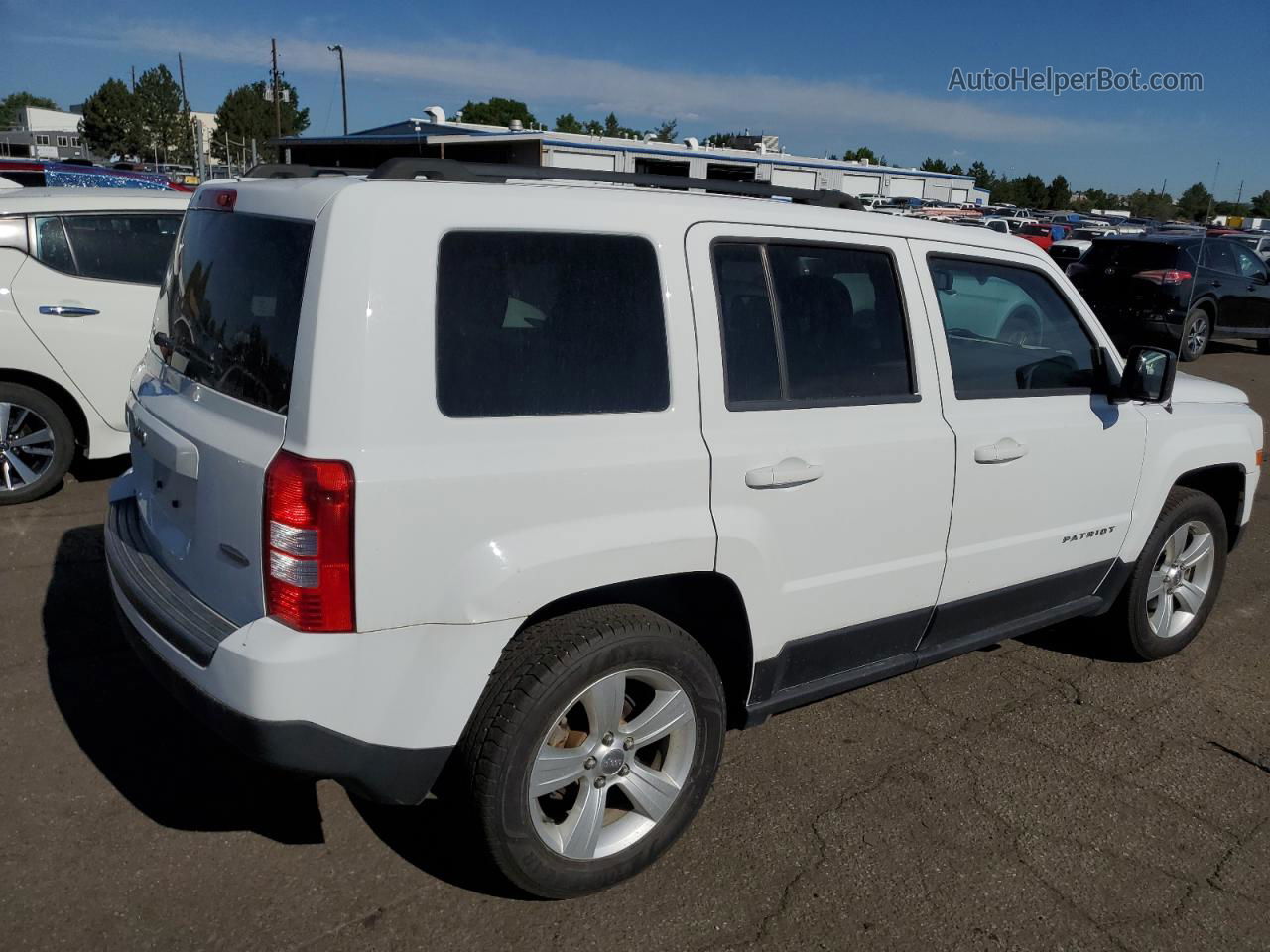 2014 Jeep Patriot Latitude Белый vin: 1C4NJRFB7ED693939