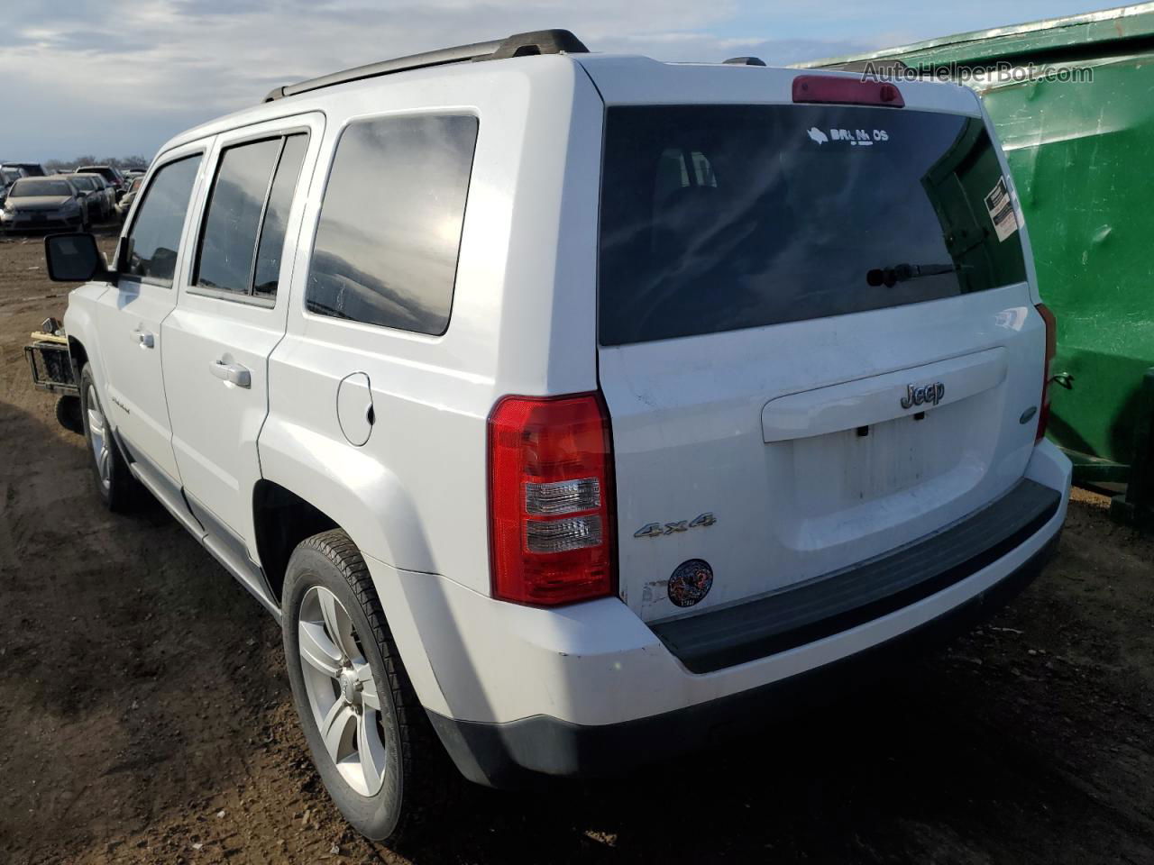 2014 Jeep Patriot Latitude Белый vin: 1C4NJRFB7ED717012