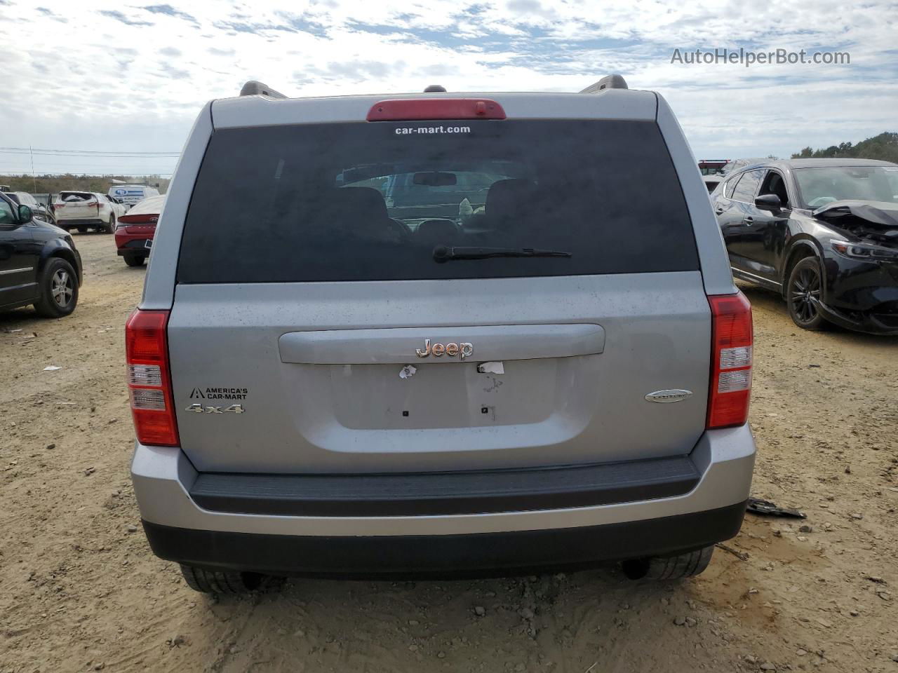 2014 Jeep Patriot Latitude Silver vin: 1C4NJRFB7ED761057