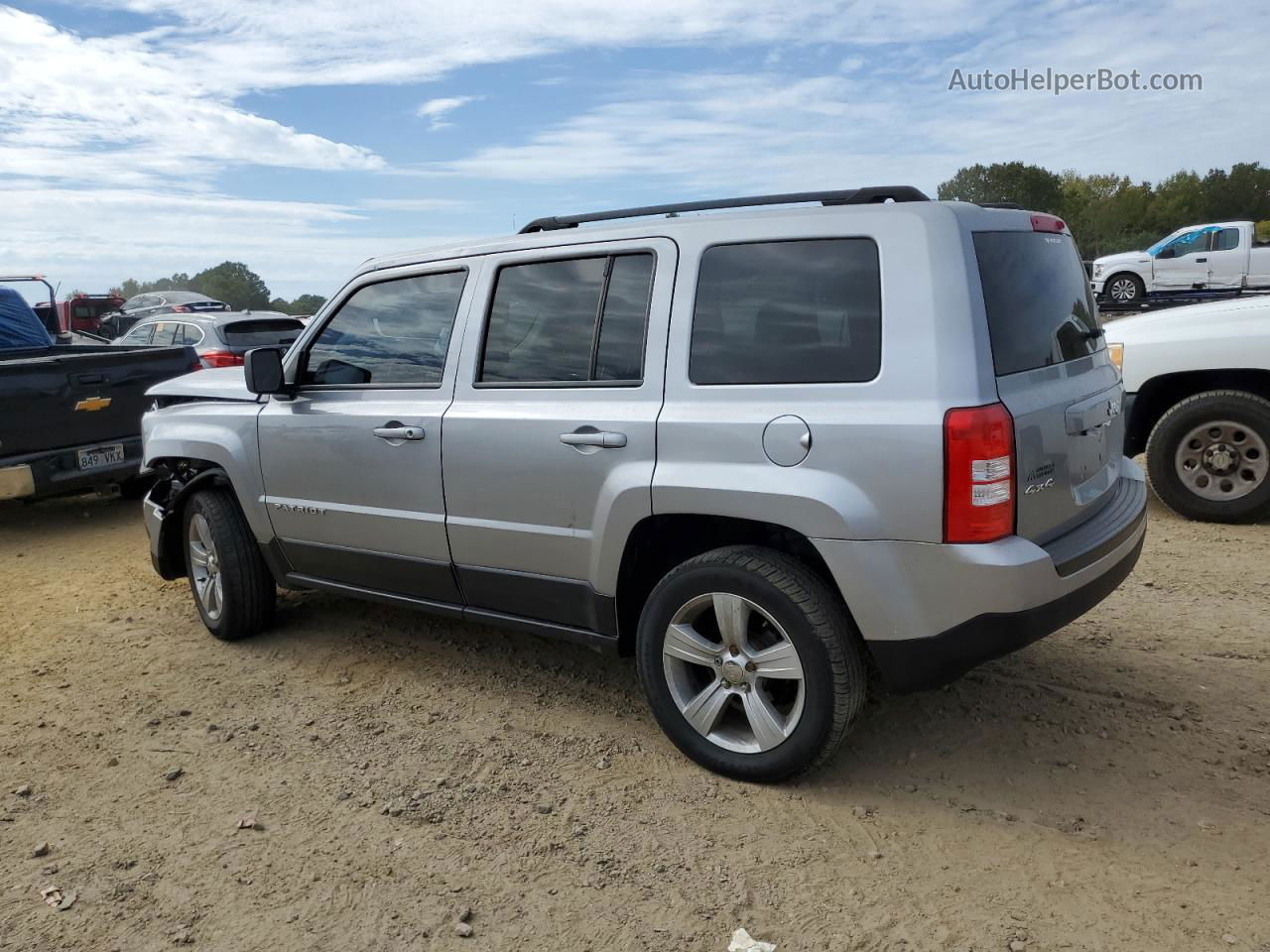 2014 Jeep Patriot Latitude Silver vin: 1C4NJRFB7ED761057