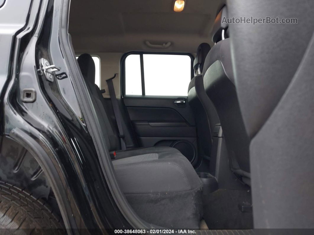 2016 Jeep Patriot Latitude Черный vin: 1C4NJRFB7GD758792