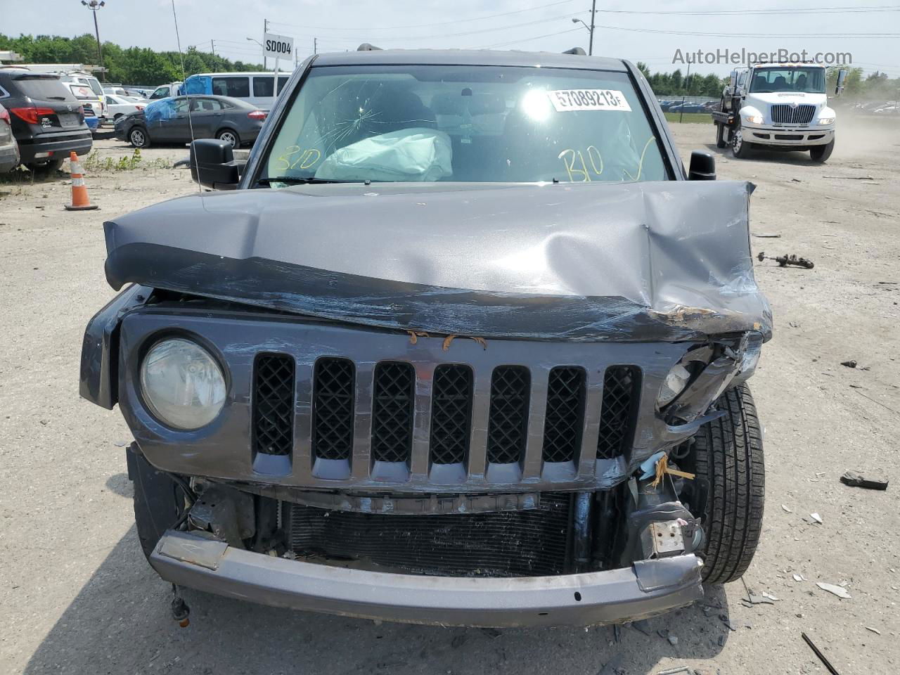 2016 Jeep Patriot Latitude Gray vin: 1C4NJRFB8GD501253