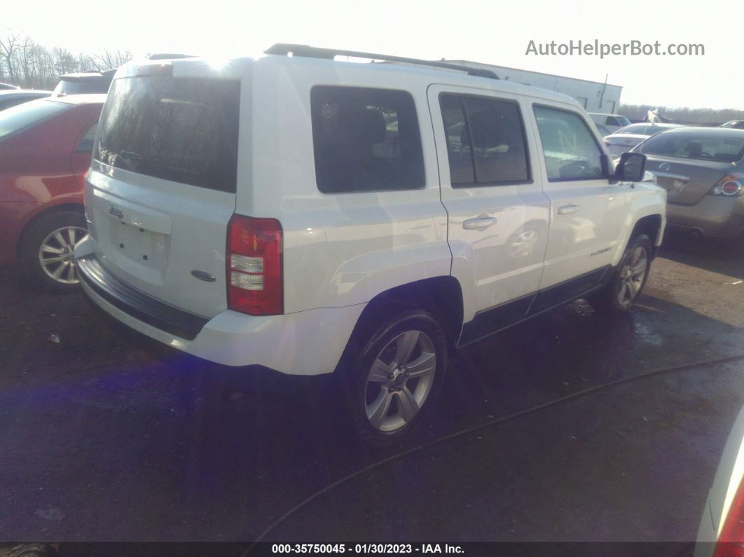 2016 Jeep Patriot Latitude White vin: 1C4NJRFB8GD542319