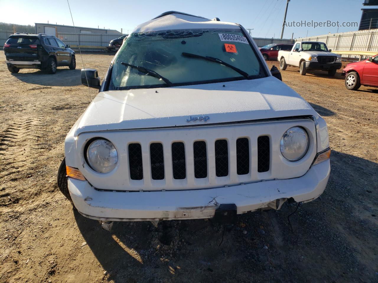 2016 Jeep Patriot Latitude White vin: 1C4NJRFB8GD807613