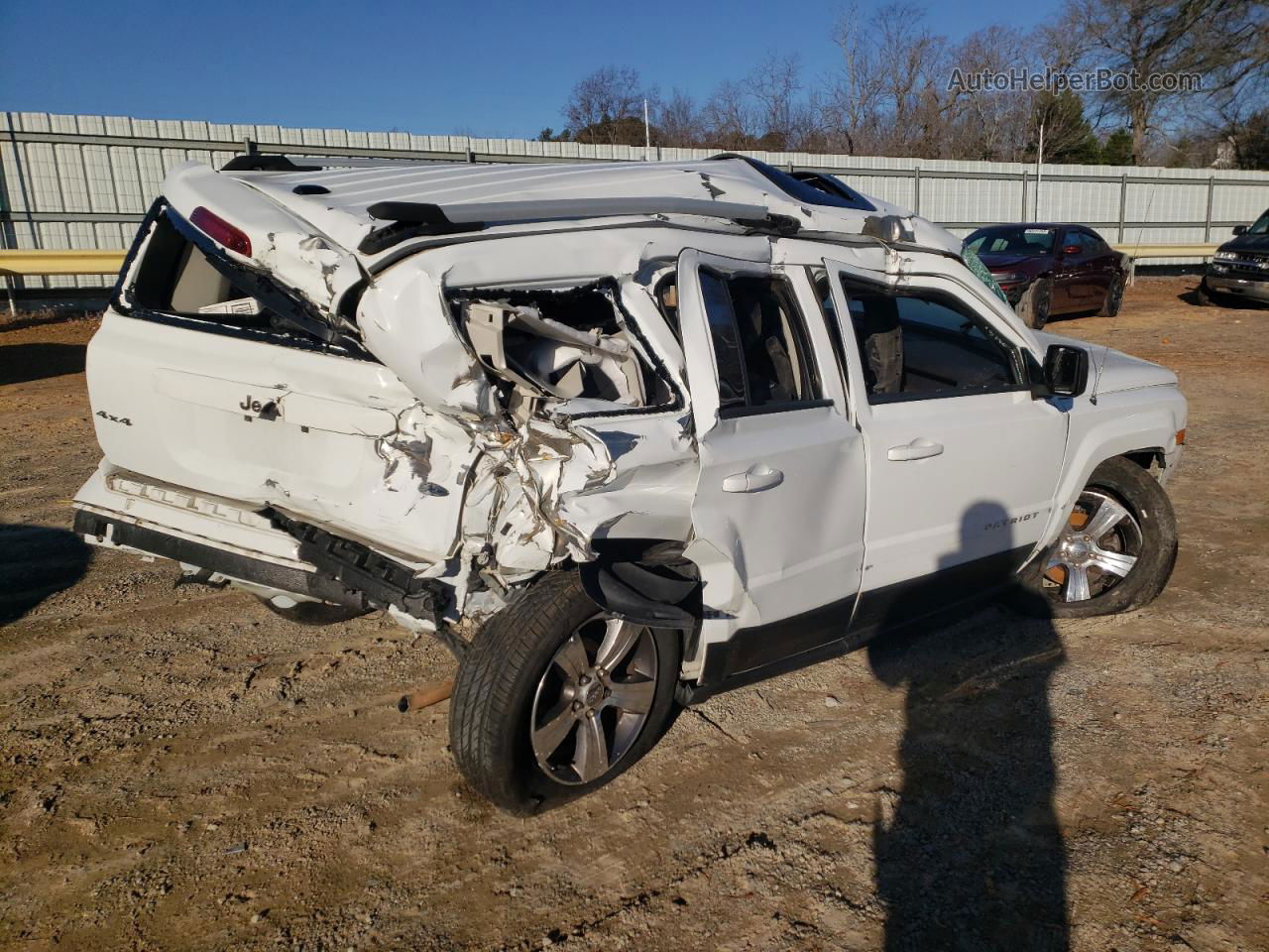 2016 Jeep Patriot Latitude White vin: 1C4NJRFB8GD807613