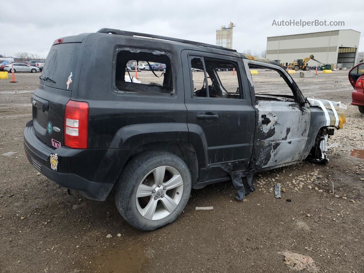 2016 Jeep Patriot Latitude Black vin: 1C4NJRFB9GD709366